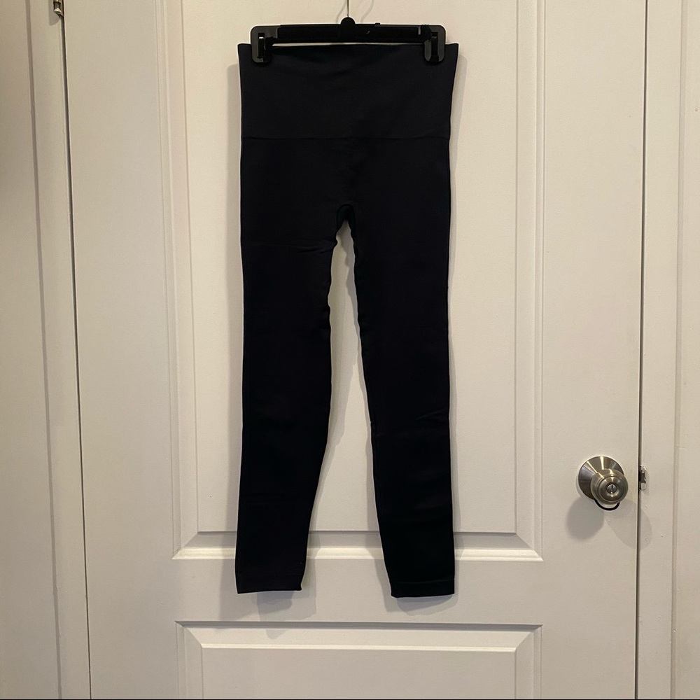 Spanx Seamless Leggings - Picture 6 of 6
